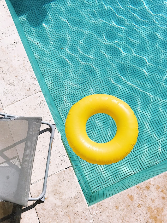 12 Necessary Steps to Start A Pool Business